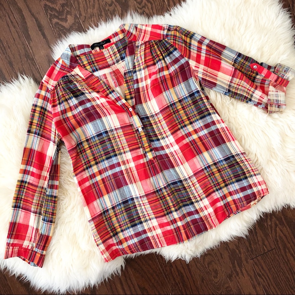 Honey Punch 3/4 Sleeve Fall Colored V-neck 3/4 button down front blouse Size S